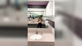 [530 of 681 Videos] Livvalittle (ivfitpdx aka Livv Fitt & Fitdonk aka livvfitcheeks) OnlyFans Leaks The Girl Next Door Porn