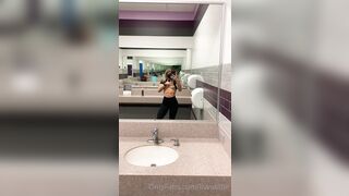 [530 of 681 Videos] Livvalittle (ivfitpdx aka Livv Fitt & Fitdonk aka livvfitcheeks) OnlyFans Leaks The Girl Next Door Porn