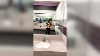 [530 of 681 Videos] Livvalittle (ivfitpdx aka Livv Fitt & Fitdonk aka livvfitcheeks) OnlyFans Leaks The Girl Next Door Porn