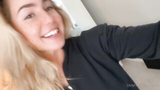 [535 of 681 Videos] Livvalittle (ivfitpdx aka Livv Fitt & Fitdonk aka livvfitcheeks) OnlyFans Leaks The Girl Next Door Porn