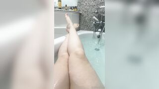 [346 of 402 Videos] Leastayspeachy (lolilealae aka olasco_outfit aka leaunlockedx) OnlyFans Leaks Busty British Redhead Porn