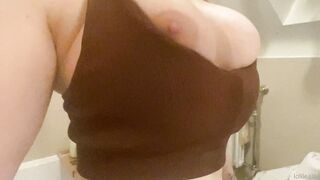 [364 of 402 Videos] Leastayspeachy (lolilealae aka olasco_outfit aka leaunlockedx) OnlyFans Leaks Busty British Redhead Porn