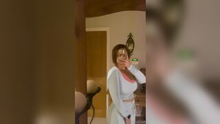 [365 of 402 Videos] Leastayspeachy (lolilealae aka olasco_outfit aka leaunlockedx) OnlyFans Leaks Busty British Redhead Porn