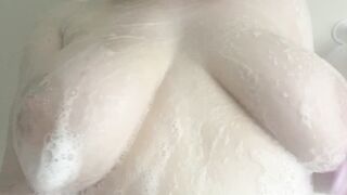 [5 of 402 Videos] Leastayspeachy (lolilealae aka olasco_outfit aka leaunlockedx) OnlyFans Leaks Busty British Redhead Porn