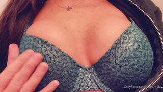 [16 of 35 Videos] Theonlylaya (layaxoxoxo aka laya_xoxo aka Laya aka ayaface) OnlyFans Leaks Naughty Tattoo Babe