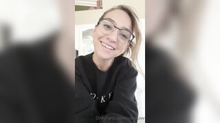 [17 of 64 Videos] Saraluvv (saraluvvfree aka Sara Luvv aka realsaraluvv) OnlyFans Leaks Young Bi Mom Porn