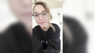 [17 of 64 Videos] Saraluvv (saraluvvfree aka Sara Luvv aka realsaraluvv) OnlyFans Leaks Young Bi Mom Porn