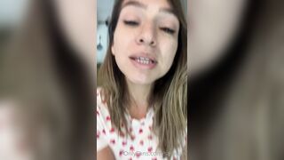 [54 of 64 Videos] Saraluvv (saraluvvfree aka Sara Luvv aka realsaraluvv) OnlyFans Leaks Young Bi Mom Porn