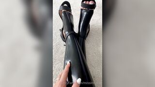 [203 of 311 Videos] missintights (miss_in_tights aka Missinwolford) OnlyFans Leaks Ultimate Nylon Tease