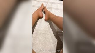 [208 of 311 Videos] missintights (miss_in_tights aka Missinwolford) OnlyFans Leaks Ultimate Nylon Tease
