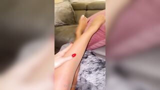 [255 of 311 Videos] missintights (miss_in_tights aka Missinwolford) OnlyFans Leaks Ultimate Nylon Tease