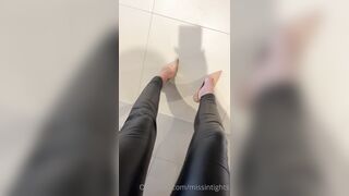 [46 of 311 Videos] missintights (miss_in_tights aka Missinwolford) OnlyFans Leaks Ultimate Nylon Tease