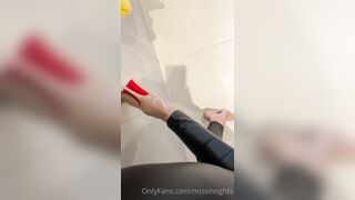 [46 of 311 Videos] missintights (miss_in_tights aka Missinwolford) OnlyFans Leaks Ultimate Nylon Tease