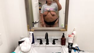 [380 of 868 Videos] Blackddmambaa (Miia aka Black Dd Mamba) OnlyFans Leaks Sexting BBW Bimbo Thicc Ebony