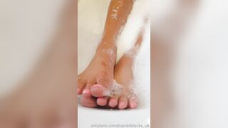 [35 of 601 Videos] Bambiblacks_uk (Creampie Queen aka bambijaysvip) OnlyFans Leaks 2600cc Fake Monster Boobs