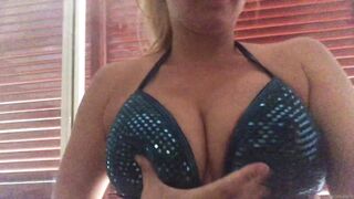 [113 of 239 Videos] Arnakarls (Arna Bara Karlsdottir) OnlyFans Leaks Blondie Whole Family Porn