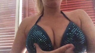 [113 of 239 Videos] Arnakarls (Arna Bara Karlsdottir) OnlyFans Leaks Blondie Whole Family Porn