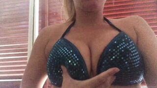 [113 of 239 Videos] Arnakarls (Arna Bara Karlsdottir) OnlyFans Leaks Blondie Whole Family Porn