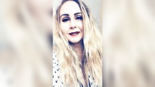 [234 of 239 Videos] Arnakarls (Arna Bara Karlsdottir) OnlyFans Leaks Blondie Whole Family Porn