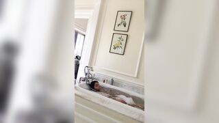 319 of 788 Videos] Romi_rain (RomiRain aka romirainfree) OnlyFans Leaks Fleshlight Porno Girl