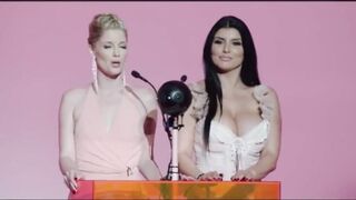 534 of 788 Videos] Romi_rain (RomiRain aka romirainfree) OnlyFans Leaks Fleshlight Porno Girl