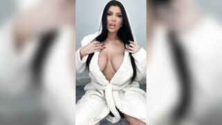 635 of 788 Videos] Romi_rain (RomiRain aka romirainfree) OnlyFans Leaks Fleshlight Porno Girl