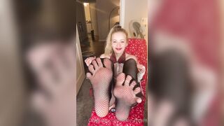 [31 of 96 Videos] Chloe_cream (Chloe Cream aka chloecream00 aka chloecreme) OnlyFans Leaks Blondie College Student