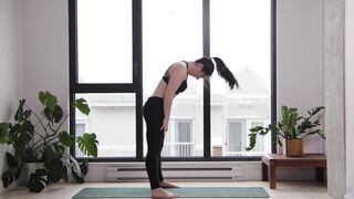 [27 of 52 Videos] Orenda ASMR (theorenda_ aka the_orenda_) OnlyFans Leaks eroticASMRtist