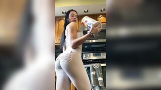 [47 of 589 Videos] Karamitch (Jakara Baby) OnlyFans Leaks Slim Thick Egirl Porn