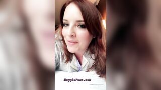 [121 of 178 Videos] Maggiegreenlive (Maggie Green Cougar Time) OnlyFans Leaks Famous 34H Milf Tits