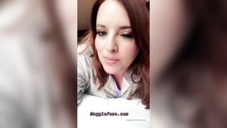 [121 of 178 Videos] Maggiegreenlive (Maggie Green Cougar Time) OnlyFans Leaks Famous 34H Milf Tits