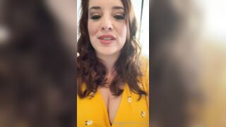 [47 of 178 Videos] Maggiegreenlive (Maggie Green Cougar Time) OnlyFans Leaks Famous 34H Milf Tits