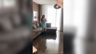 [63 of 178 Videos] Maggiegreenlive (Maggie Green Cougar Time) OnlyFans Leaks Famous 34H Milf Tits