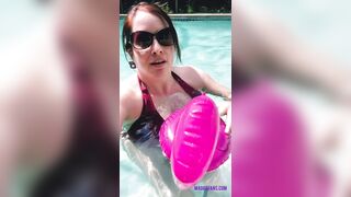 [83 of 178 Videos] Maggiegreenlive (Maggie Green Cougar Time) OnlyFans Leaks Famous 34H Milf Tits
