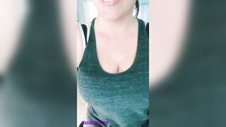 [91 of 178 Videos] Maggiegreenlive (Maggie Green Cougar Time) OnlyFans Leaks Famous 34H Milf Tits