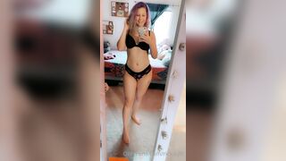 [5 of 107 Videos] Rickikitti (Ricki Kitti aka Ricki_Kitti_) OnlyFans Leaks Athletic Curvy Fav Cat Girl