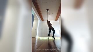 [15 of 104 Videos] Joycomposer (Joy Composer aka jamieunderwoodxo) OnlyFans Leaks On Hitatus Brunette