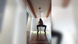 [15 of 104 Videos] Joycomposer (Joy Composer aka jamieunderwoodxo) OnlyFans Leaks On Hitatus Brunette