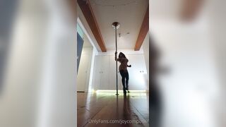 [15 of 104 Videos] Joycomposer (Joy Composer aka jamieunderwoodxo) OnlyFans Leaks On Hitatus Brunette