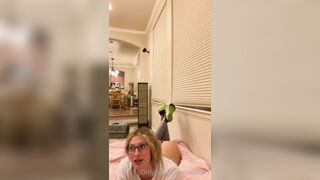 [248 of 427 Videos] Oliviamaebaee (Alliecatt aka Oliviamaebae) OnlyFans Leaks 22 yo Natural Big Booty