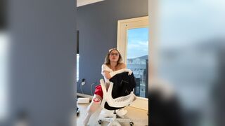 [255 of 427 Videos] Oliviamaebaee (Alliecatt aka Oliviamaebae) OnlyFans Leaks 22 yo Natural Big Booty