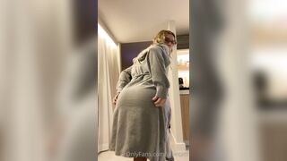 [295 of 427 Videos] Oliviamaebaee (Alliecatt aka Oliviamaebae) OnlyFans Leaks 22 yo Natural Big Booty