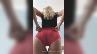 [343 of 427 Videos] Oliviamaebaee (Alliecatt aka Oliviamaebae) OnlyFans Leaks 22 yo Natural Big Booty
