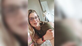 [60 of 427 Videos] Oliviamaebaee (Alliecatt aka Oliviamaebae) OnlyFans Leaks 22 yo Natural Big Booty