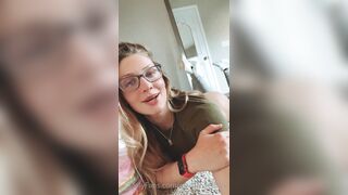 [60 of 427 Videos] Oliviamaebaee (Alliecatt aka Oliviamaebae) OnlyFans Leaks 22 yo Natural Big Booty