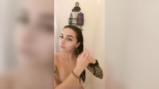 [52 of 112 Videos] Ravengoeswild (Raven Grey aka RavenGrey69) OnlyFans Leaks Favourite Tattooed Switch