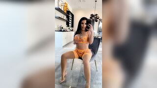 [225 of 346 Videos] Angelawhite (Angela White aka Awflesh) OnlyFans Leaks Aussie Natural 32GG Boobs 