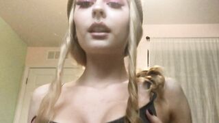 [111 of 125 Videos] Lolaxmina (lolaminavip aka LolaMina_) OnlyFans Leaks Horny Lola Secret