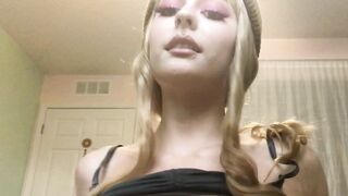 [111 of 125 Videos] Lolaxmina (lolaminavip aka LolaMina_) OnlyFans Leaks Horny Lola Secret
