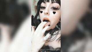 [22 of 125 Videos] Lolaxmina (lolaminavip aka LolaMina_) OnlyFans Leaks Horny Lola Secret